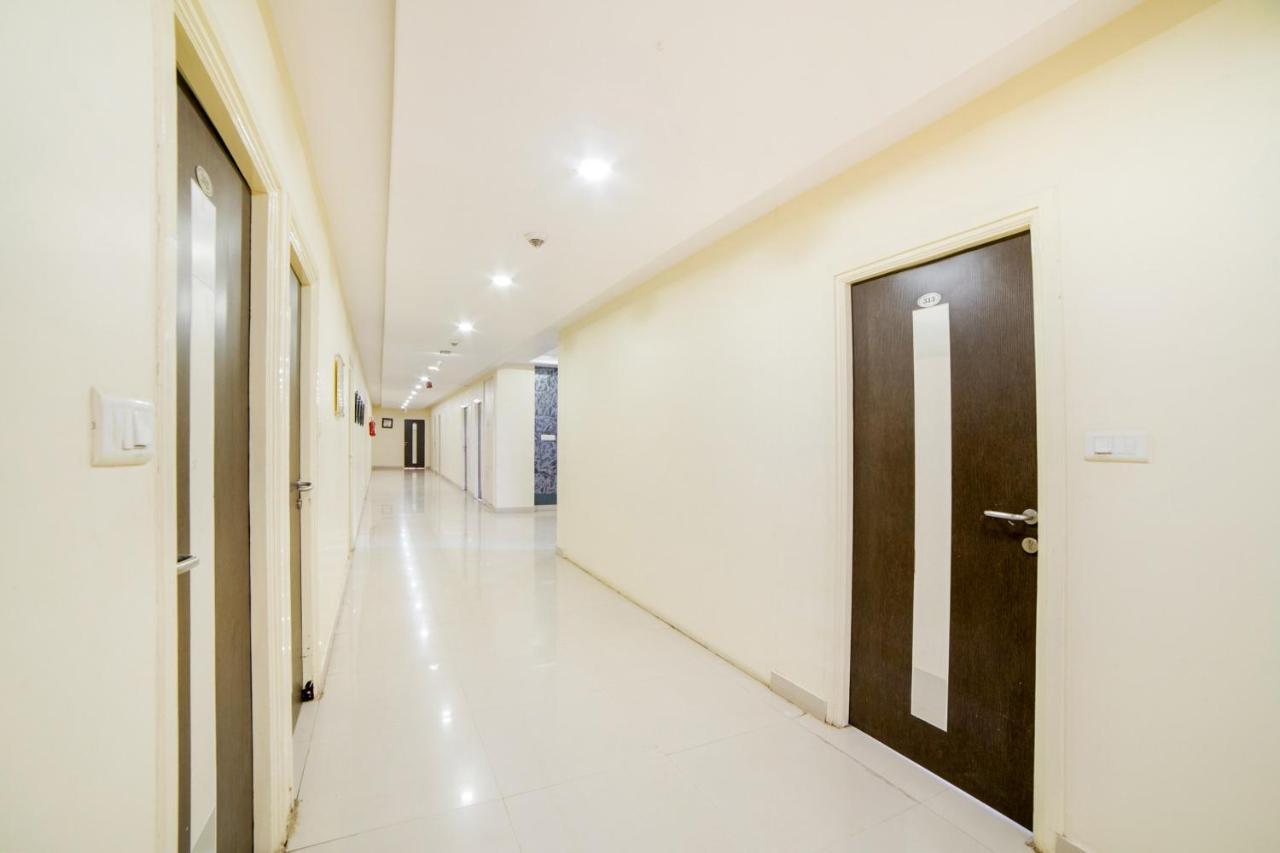 Super Capital O Raaga Grand Hotel Haiderabad Buitenkant foto